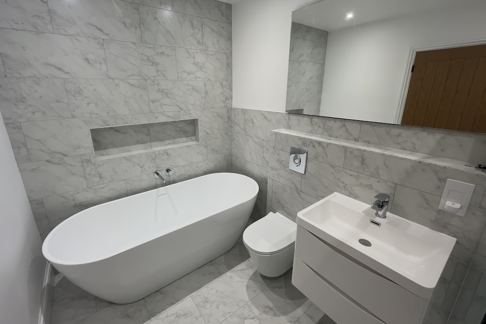 Bathroom - 17 Victoria Grove